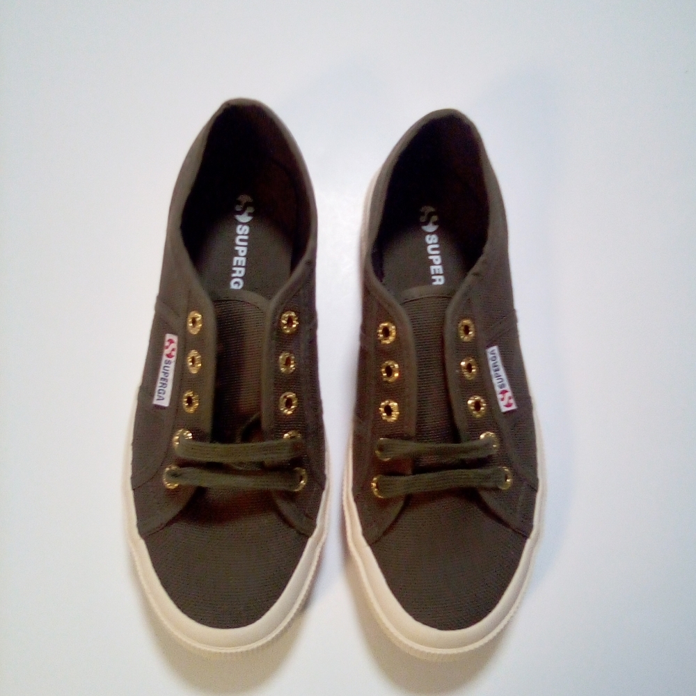SUPERGA Size USA 6 Olive Green Canvas Lace Up Sneakers With Gold Eyelets NWOB